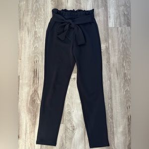 Black bow paper bag pants
